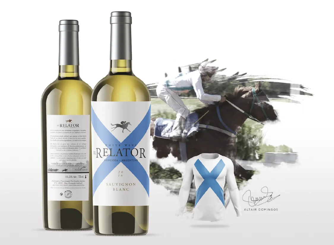 El Relator — botellas de etiqueta clara con ilustración de jockey